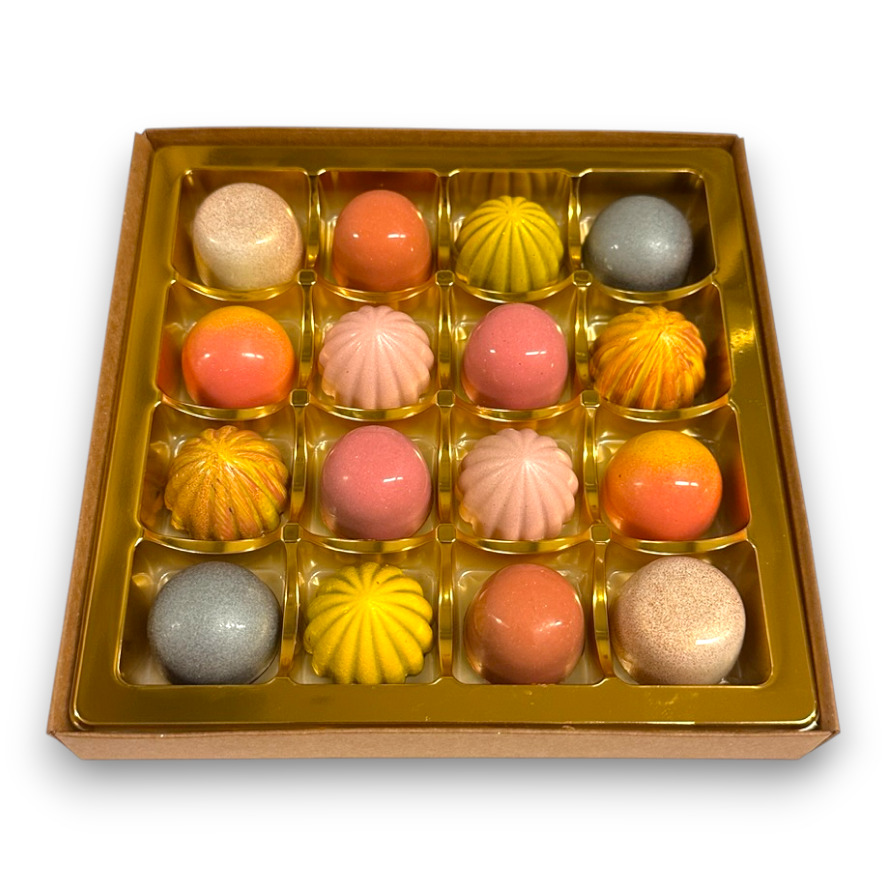 16 ask: Med bl.a. Crème Brûlée, Prosecco, Hernö Gin, Hallon